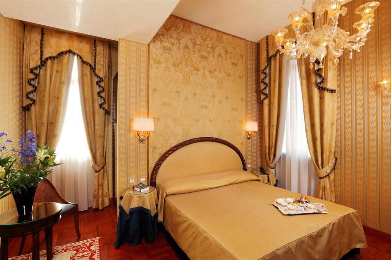 Hotel Palazzo Stern Venice Exterior photo