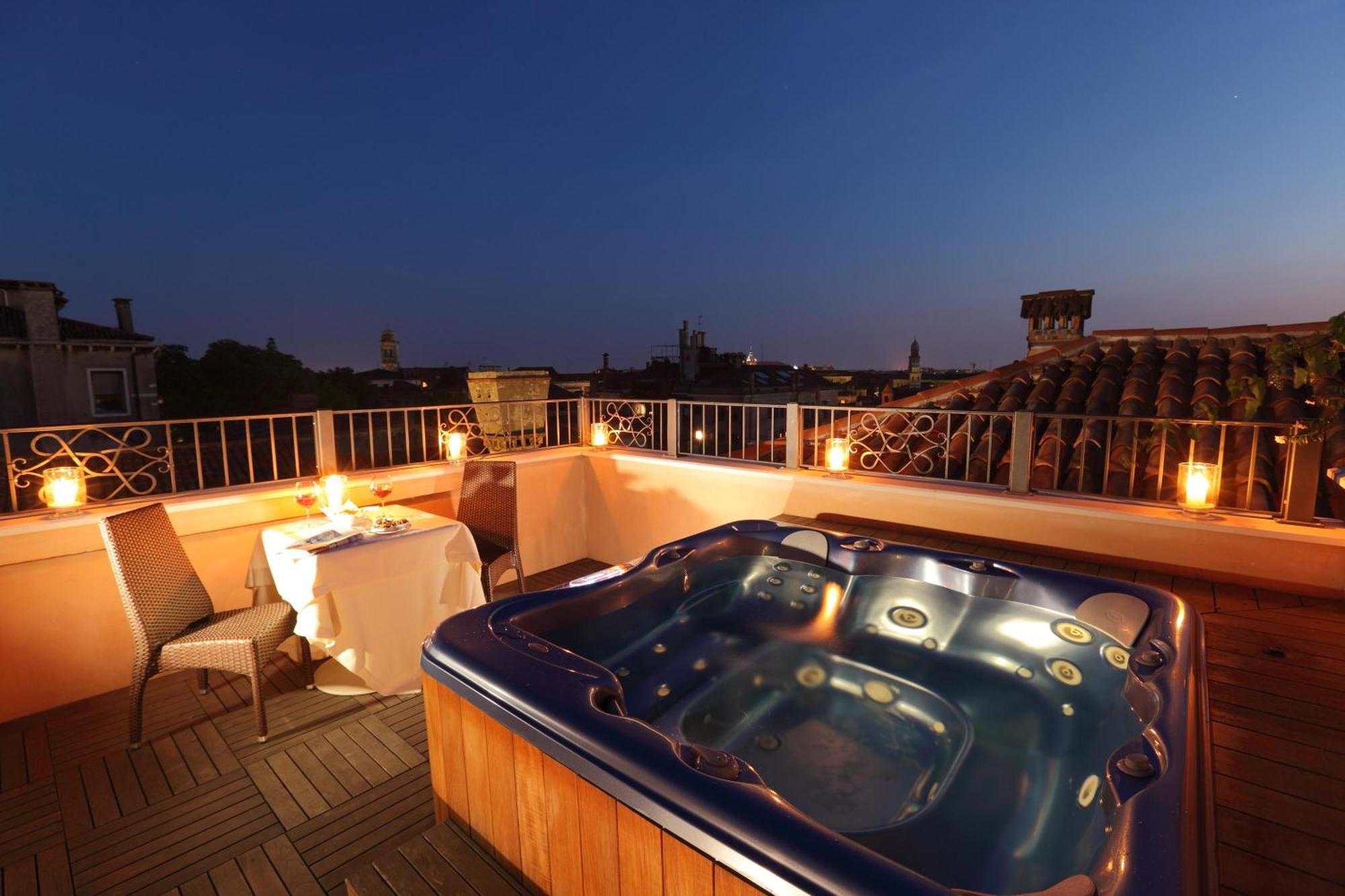 Hotel Palazzo Stern Venice Exterior photo