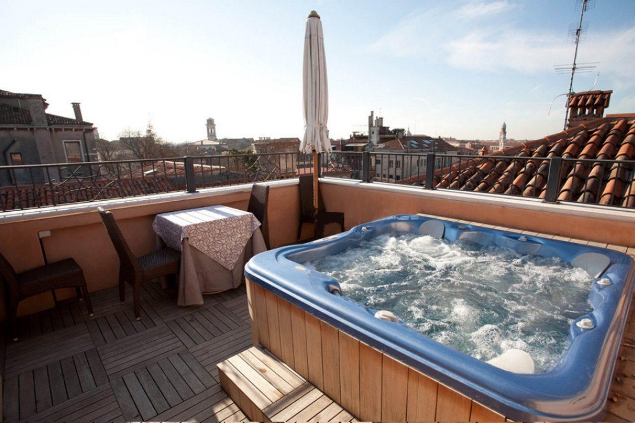 Hotel Palazzo Stern Venice Exterior photo